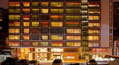 نما ساختمان هتل کرون پلازا استانبول هاربیه